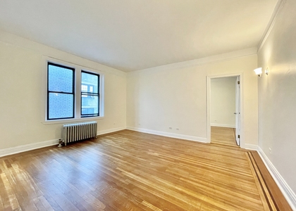 West 10th Street - Photo 1