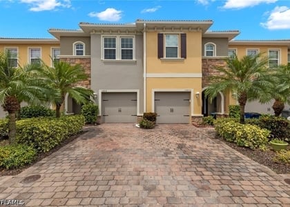 10818 Alvara Way - Photo 1