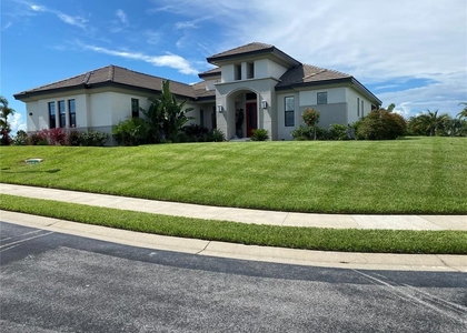 262 Amaryllis Way - Photo 1