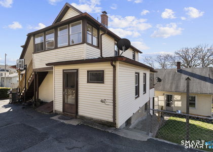 48 Anderson Street - Photo 1