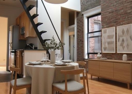 346 E 18th St - Photo 1
