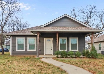 731 W Morton Street - Photo 1