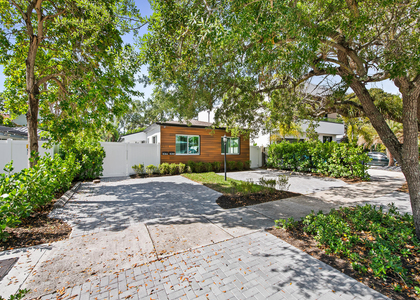 1508 Ne 6th Street - Photo 1