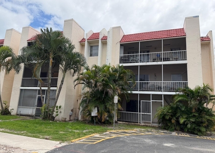 610 Nw 13th Street - Photo 1