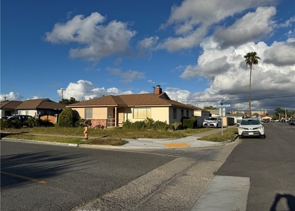 12702 Woodland - Photo 1