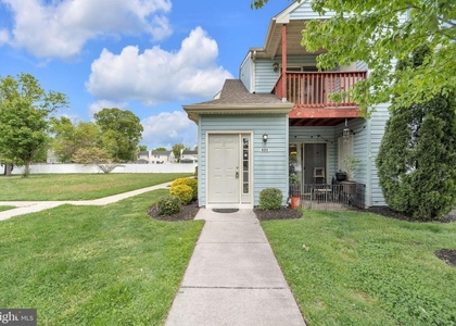 620 Covington Court - Photo 1