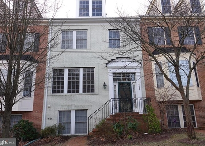 1112 Pleasant Drive - Photo 1