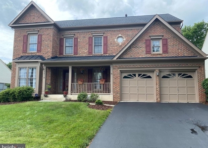 10614 Maplecrest Lane - Photo 1