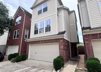2333 Ann Street - Photo 1