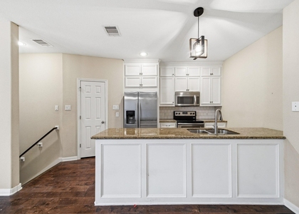5303 Avenue J - Photo 1