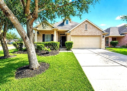 19107 Mustang Pointe Lane - Photo 1