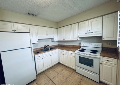 3325 Airport Road N - Photo 1