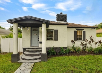1411 E Henry Avenue - Photo 1