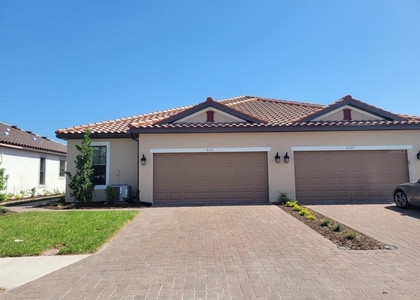 5331 Rushmere Court - Photo 1