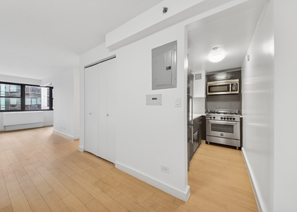 East 39th Street - Photo 1