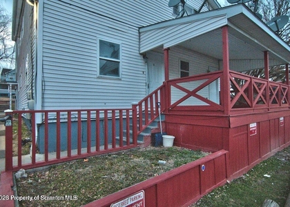 1418 N Main (apt B) Street - Photo 1