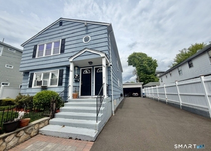 114 Waldorf Avenue - Photo 1