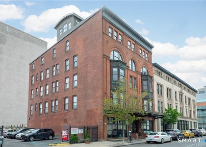 116 Crown Street - Photo 1