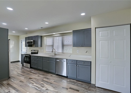 102 Kathleen Dr - Photo 1