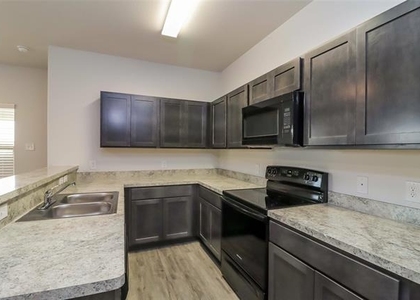 8312 Runner Oak - Photo 1