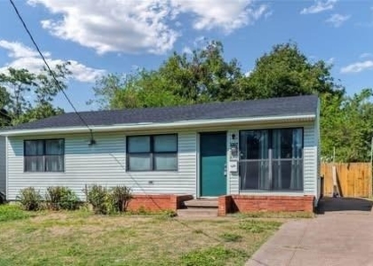 1007 Epenard Street - Photo 1
