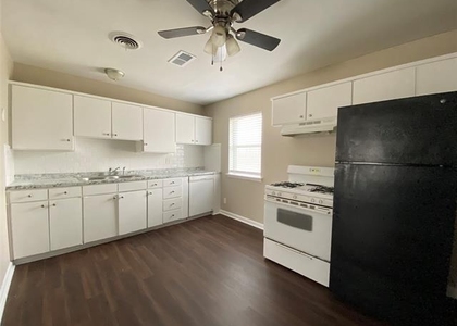 712 Juno Lane - Photo 1