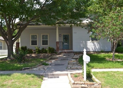 709 Roberts Street - Photo 1