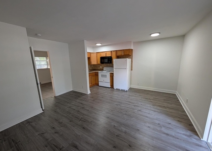 828 Ne 16th Street - Photo 1