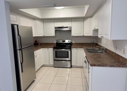 2519 Griffin Square - Photo 1