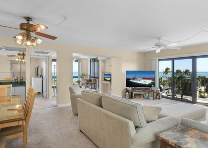 801 S Ocean Drive - Photo 1