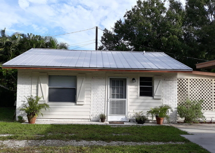 5306 Pinetree Drive - Photo 1
