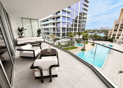 151 N Seabreeze Boulevard - Photo 1