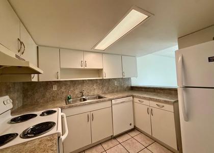 323 Gulfstream Road - Photo 1