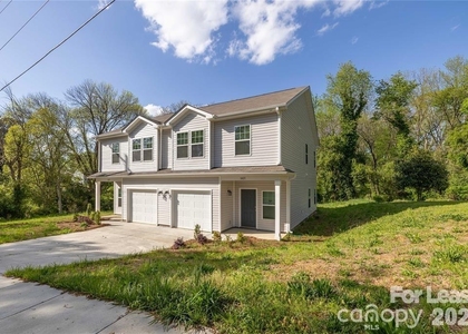 1419 Amhurst Street - Photo 1