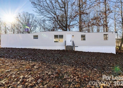 126 Poe Drive - Photo 1