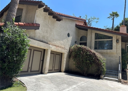 22518 Avenue San Luis - Photo 1