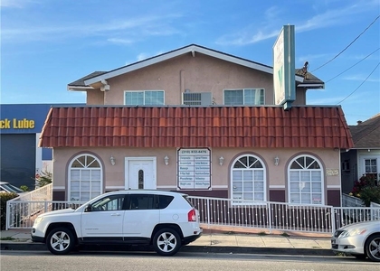 660 W 7th - Photo 1