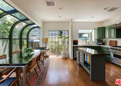 8998 Lloyd Place - Photo 1