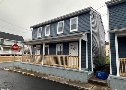 412 Diehl Street - Photo 1