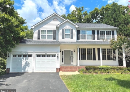 9 Scarlet Oak Circle - Photo 1
