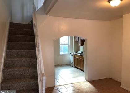 648 Wensley Street E - Photo 1