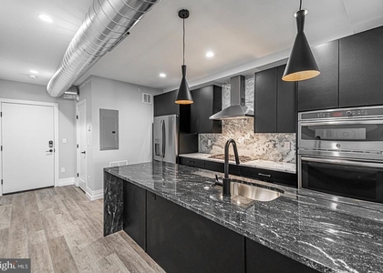 526 Brown Street - Photo 1