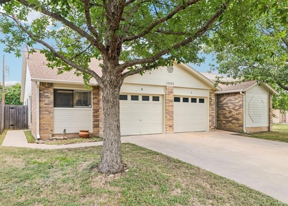 13355 Water Oak Ln - Photo 1