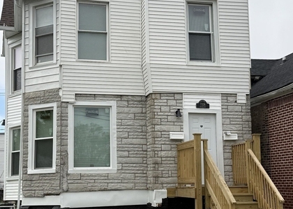 7326 S Woodlawn Avenue - Photo 1