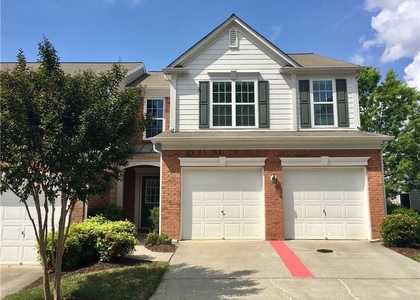 180 Finchley Drive - Photo 1