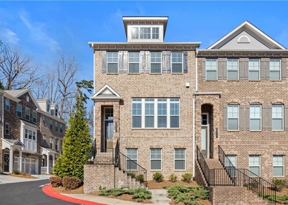 1302 Harris Way - Photo 1