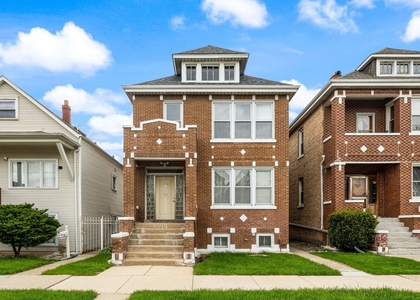 4749 S Keeler Avenue - Photo 1