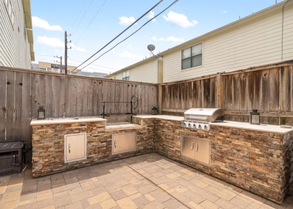 548 Westcross Street - Photo 1