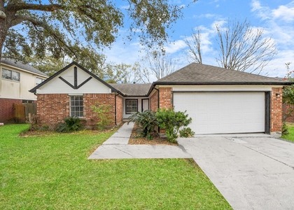 4915 Pecan Grove Drive - Photo 1