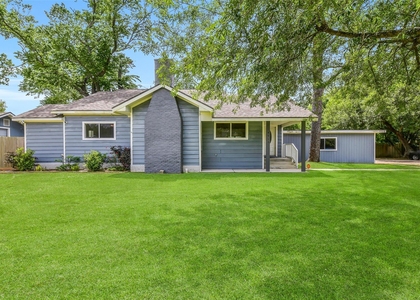 4712 33rd Street - Photo 1